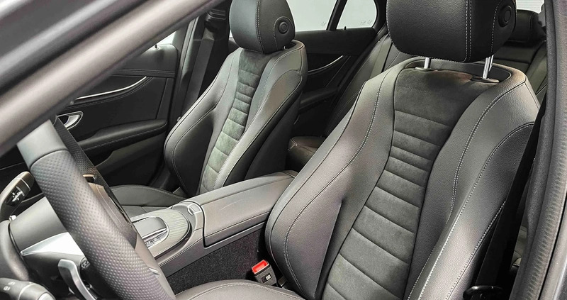 Mercedes-Benz Klasa E cena 299900 przebieg: 10, rok produkcji 2023 z Skała małe 67